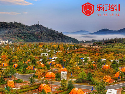 安徽黄山——途居房车露营地